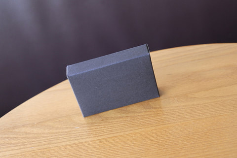 picture of a gray box on a table